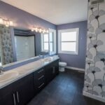 CONTEMPORARY-MCINTYRE-ENSUITE